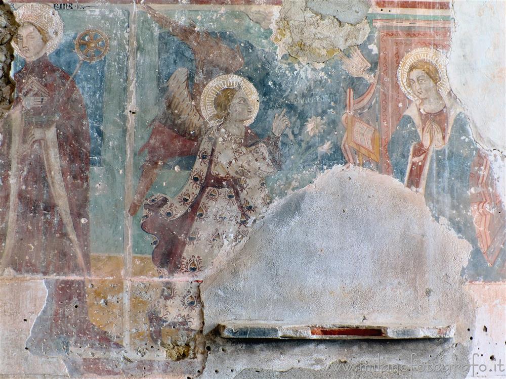 Lenta (Vercelli, Italy) - Fresco of the Annunciation in the Castle Benedictine Monastery of San Pietro